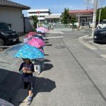 ゆめ・にじぐみ　傘をさして♪
